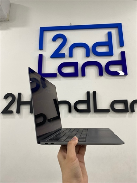 Macbook Air Retina 2020 - 13 inch - i3 Dual Core - 8/256GB - Màu xám - Pin bình thường chy kỳ sạc 489 - Ngoại hình 97% - Màn hồng nhẹ , cấn xước - Kèm sạc 2