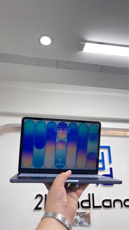 Macbook Neo - a18 pro 8/256 - Màu xanh biển - Pin 100% - chu kỳ sạc 0 - Ngoại hình 99% - Fullbox - Còn bh đến 14/10/2027