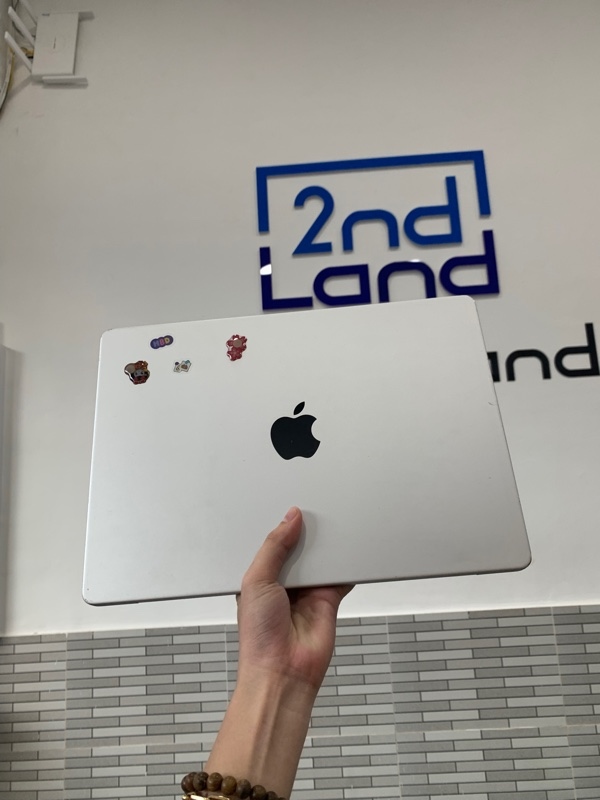 Macbook Pro 14 inch - M2 pro - Ram 16GB/512 GB - Màu bạc - Pin 83% chu kì sạc 643 lần - Ngoại hình: 96% - Kèm sạc