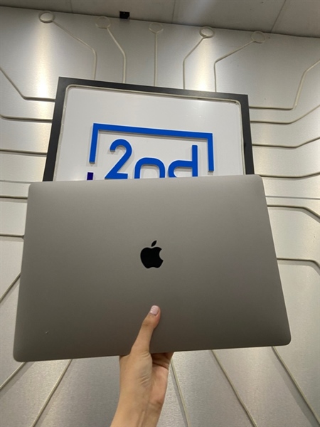 Macbook Pro 15 inch 2016 - i7 - Ram 16GB 512GB - Pin bình thường - Chu kì sạc 322 lần - Màn ám hồng nhẹ - Kèm sạc