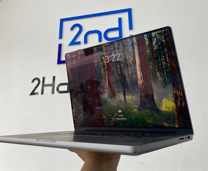 Macbook pro 16 inch 2021 - Chip M1 PRO - 32/1TB - Màu trắng - Ngoại hình 98% - Kèm sạc 2
