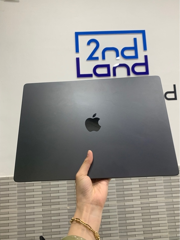 Macbook Pro 16inch M3 Pro - 18GB/512GB - Màu bạc - Pin 89% chu kì sạc - Ngoại hình: 98% - Viền ám hồng - Kèm sạc