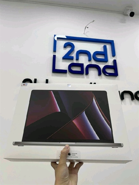 Macbook Pro 2 M2 Pro - 16inch - 16/512GB - Pin 99% - Màu bạc - Ngoại hình 98% - Màn ám nhẹ , còn bảo hành apple care+ đến ngày 19/08/2026 - Fullbox 3