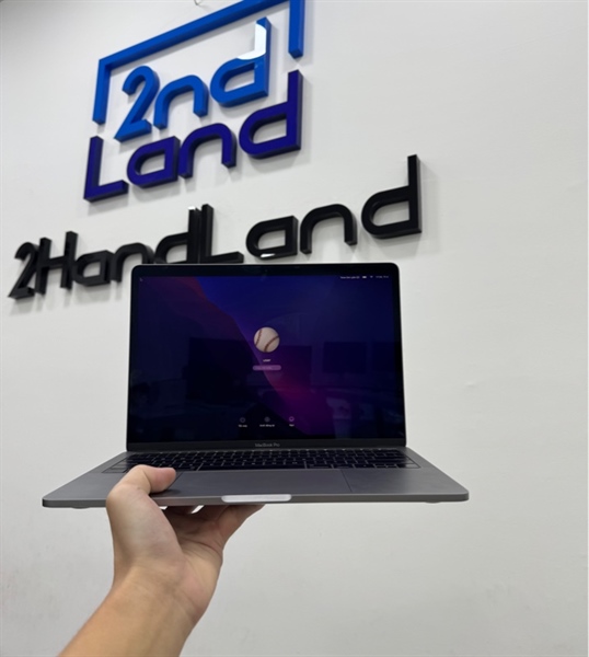Macbook Pro 2016 13inch - i5 - Ram 8/256GB - Pin bảo trì - Màu xám - Ngoại hình 97% - Màn bụi 2 đốm phản quang nhẹ nhỏ , nút múi tên trái lờn mất độ nãy - Kèm sạc 1