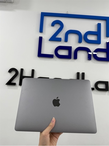 Macbook pro 2017 - 13.3 inch - intel core i5 2.3Ghz dual-core - 16/256GB - Màu bạc - Pin bình thường - Ngoại hình 97% - Màn bầm - Kèm sạc