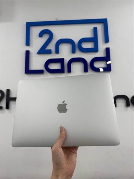 Macbook pro 2019 13 inch - i5 Quadcore - 8/128GB - Màu bạc - Pin bảo trì chu kì 141 - Ngoại hình 97% - Cấn góc, màn bụi trong - Kèm box, sạc 1