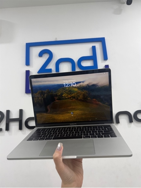 Macbook pro 2019 13 inch - i5 Quadcore - 8/128GB - Màu bạc - Pin bảo trì chu kì 141 - Ngoại hình 97% - Cấn góc, màn bụi trong - Kèm box, sạc 3
