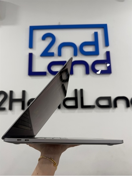Macbook Pro 2019 - 16 inch - i7 6 nhân - 16/512GB - Màu xám - Pin bình thường chu kỳ sạc 383 - Ngoại hình 98% - Kèm sạc 1