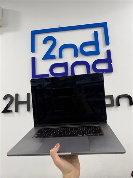 Macbook pro 2019 - 16 inch - Intel core i9 8 nhân/AMD Radeon Pro 5300N - 32/512GB - Có touchbar - Màu bạc - Pin bình thường chu kỳ sạc 402 - Ngoại hình 98% - Màn hồng nhẹ , phím mòn - Kèm sạc 2