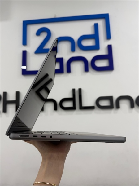 Macbook Pro 2021 - 14 inch - Apple M1 Pro - 16/1TB - Màu bạc - Pin 91% chu kỳ sạc 134 - Ngoại hình 98% - Hở sáng cạnh trái , viền ám hồng , phím mòn - Kèm sạc 96W 1