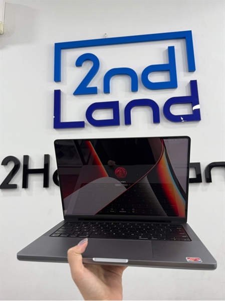 Macbook Pro 2021 - 14 inch - Apple M1 pro - 16/512GB - Màu bạc - Pin bình thường 91% 126 lần sạc - Ngoại hình 97% - Màn ám hồng , touchpad run yếu , mất touch id , trầy xước - Kèm sạc 2
