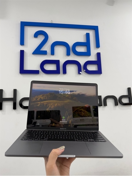 Macbook pro 2022 chip M2 - 13 inch - 16/512GB - Màu bạc - Pin 96% - Ngoại hình 98% - Cấn góc nhẹ , viền ám hồng - Kèm sạc 2