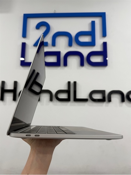 Macbook Pro M1 2020 - 13 inch - 8/256GB - Phím Nhật - Màu bạc - Pin 95% - Ngoại hình 98% - Kèm sạc 1