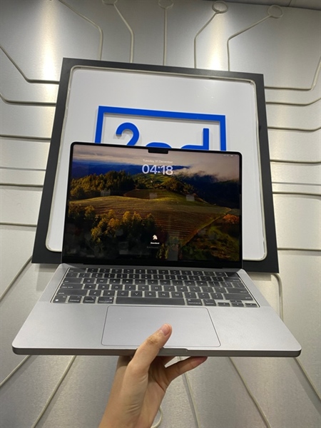 Macbook Pro M1 Pro 2021 14 inch - Ram 32GB/512GB - Pin bình thường ( chu kì sạc 328 ) - Màu bạc - Ngoại hình: 98% - Màn ám viền hồng nhẹ - FullBox 2