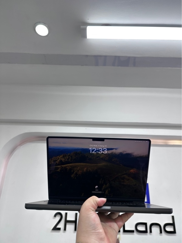Macbook pro m3 pro 14 inch 2023 - ram 18/512gb - Màu đen - Pin 91% - Ngoại hình 98% - Màn ám hồng, in phím - Kèm sạc