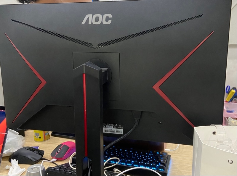 Màn hình AOC 27G2 (fullhd/ips/144hz) - Màu đen - Ngoại hình: 98% - Viền màn ám hồng - Kèm nguồn 1