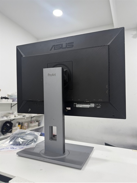 Màn hình Asus ProArt PA248QFV - 24 inch - FullHD - IPS - 75Hz - Màu đen - Ngoại hình 97% - Ám vàng nhẹ - Kèm nguồn 1