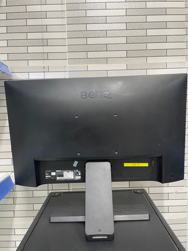 Màn hình BenQ GW2283 - 22 inch - IPS - 60HZ - Màu đen - Ngoại hình: 97% - Phản quan + ám vàng - Kèm nguồn