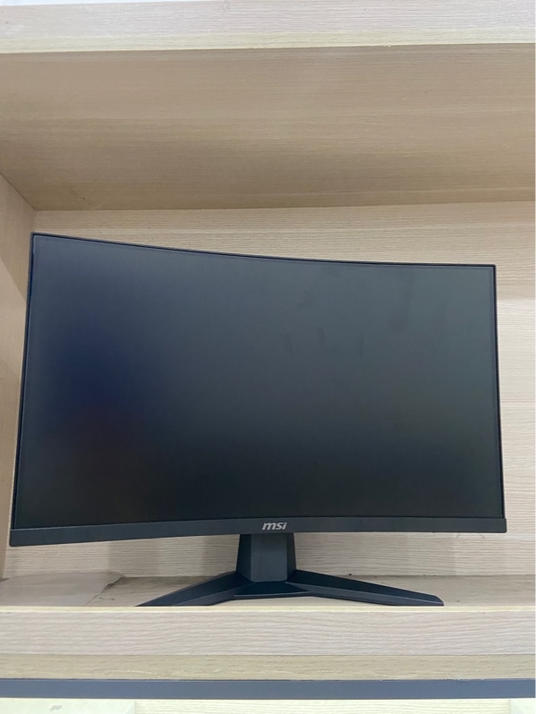 Màn hình chơi game cong MSI MAG 244C - 180hz - 24 inch - Màu đen - Ngoại hình: 98% - FullBox