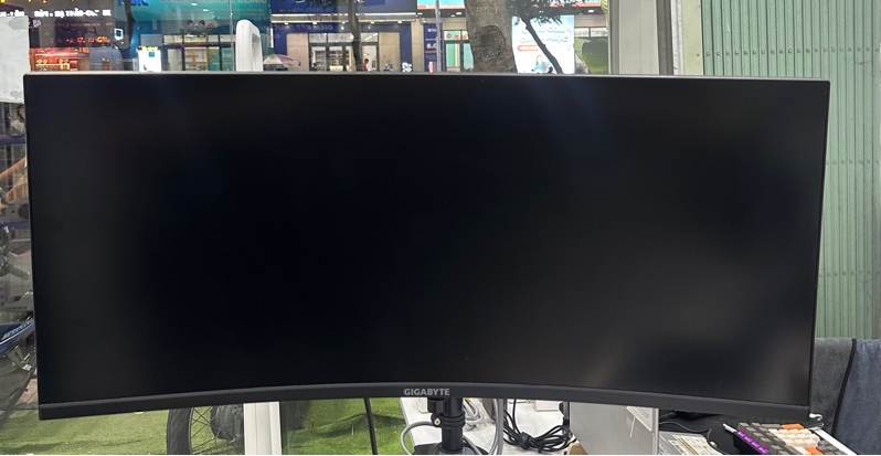 Màn hình cong GIGABYTE G34WQC A 34" 2K 144Hz HDR400 chuyên game - Màu đen - Ngoại hình 97% - Màn ám viền hồng - Kèm Arm đôi màn hình North Bayou NB H180 + Nguồn + Box