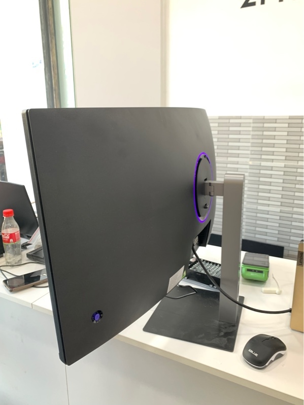 Màn hình cong Xiaomi Curved Gaming Monitor G34WQI - 34 inch - 180hz - Màu đen - Ngoại hình: 98% - Fullbox