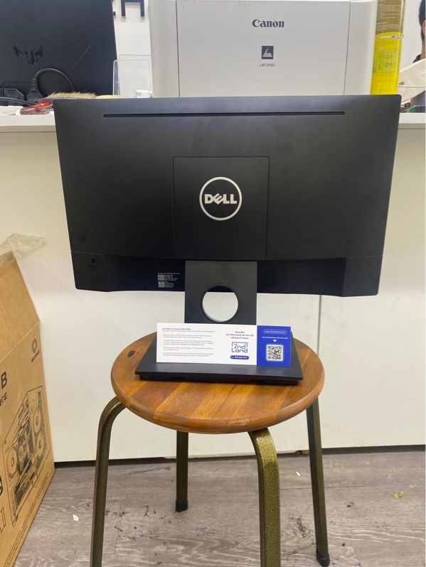 Màn hình Dell-model E1916HV - FullHD, 28.5inch/60Hz/IPS - Màu đen - Ngoại hình 97% - Viền ám hồng - Kèm nguồn, dây VGA