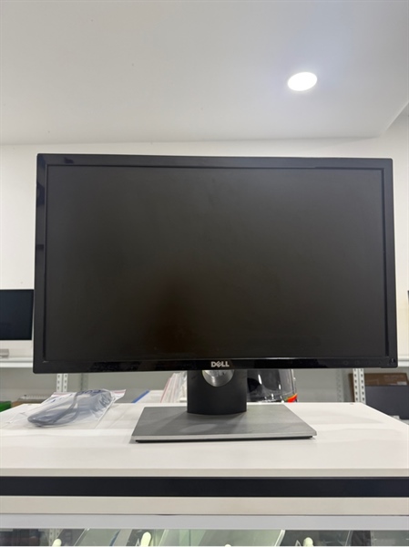 Màn hình Dell SE2417HG - 23.6 inch - Full HD - Màu đen - Ngoại hình 97% - Màn ám vàng , ám xanh , chết pixel - Kèm nguồn , Hdmi