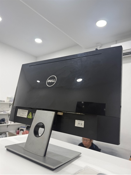 Màn hình Dell SE2417HG - 23.6 inch - Full HD - Màu đen - Ngoại hình 97% - Màn ám vàng , ám xanh , chết pixel - Kèm nguồn , Hdmi 2