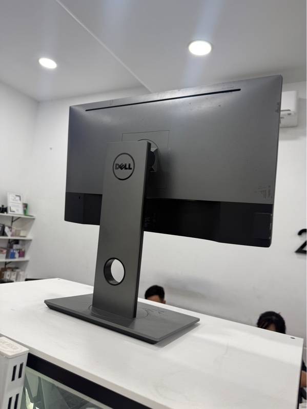 Màn hình Dell Ultrasharp U2417H - 24 inch - fullHD - 60hz - Màu đen - Ngoại hình 97% - Màn ám hồng , hở sáng nhẹ - Kèm nguồn , hdmi