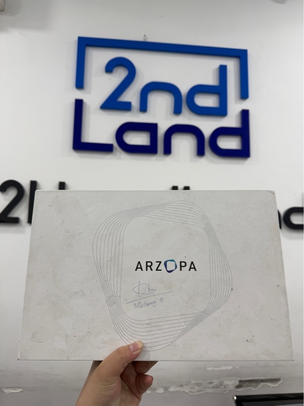 Màn hình di động Arzopa portable monitor - Model A1S - 14 inch - Full hd - 60hz - Màu đen - Ngoại hình 97% - Màn trầy , màn ám hồng , phản quang 2 đốm mờ , viền trầy - Kèm Box , HDMI , 1 usb-c