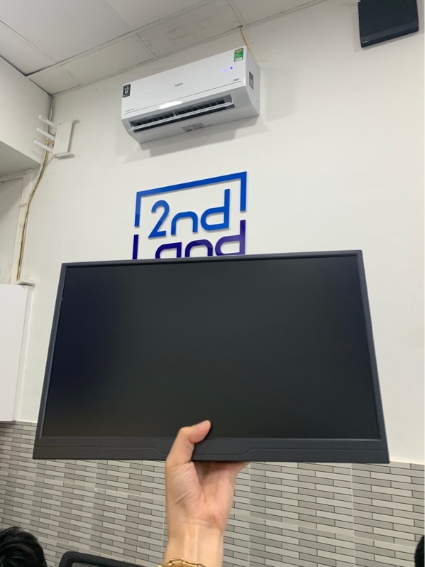 Màn hình di động noname - 15 inch - 60hz - Màu đen - Ngoại hình: 98% - Kèm dây