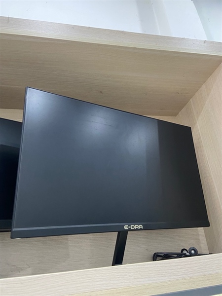 Màn hình E-Dra EGM24F75 - Full HD/IPS/75 HZ - Màu đen - Ngoại hình: 98% - Viền ám xanh, hở sáng - Kèm Box + chân + nguồn - không bảo hành