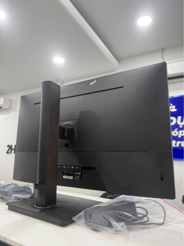 Màn hình Edra EGM27Q100PR - 27inch - 2K - 100hz - Màu đen - Ngoại hình 97% - Màn trầy , ám hồng nhẹ - Fullbox - còn BH Cellphones tới 03/2027
