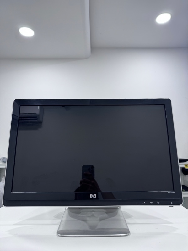 Màn hình HP 2159M - FullHD - 60hz - Màu đen - Ngoại hình 97% - Màn rộp 1/4 góc trên, loa rè - Kèm nguồn, dây VGA