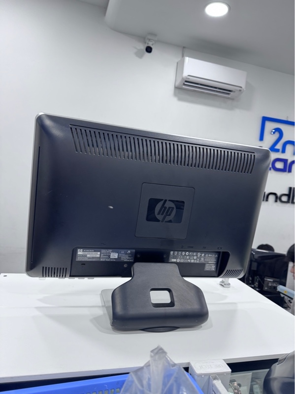 Màn hình HP 2159M - FullHD - 60hz - Màu đen - Ngoại hình 97% - Màn rộp 1/4 góc trên, loa rè - Kèm nguồn, dây VGA