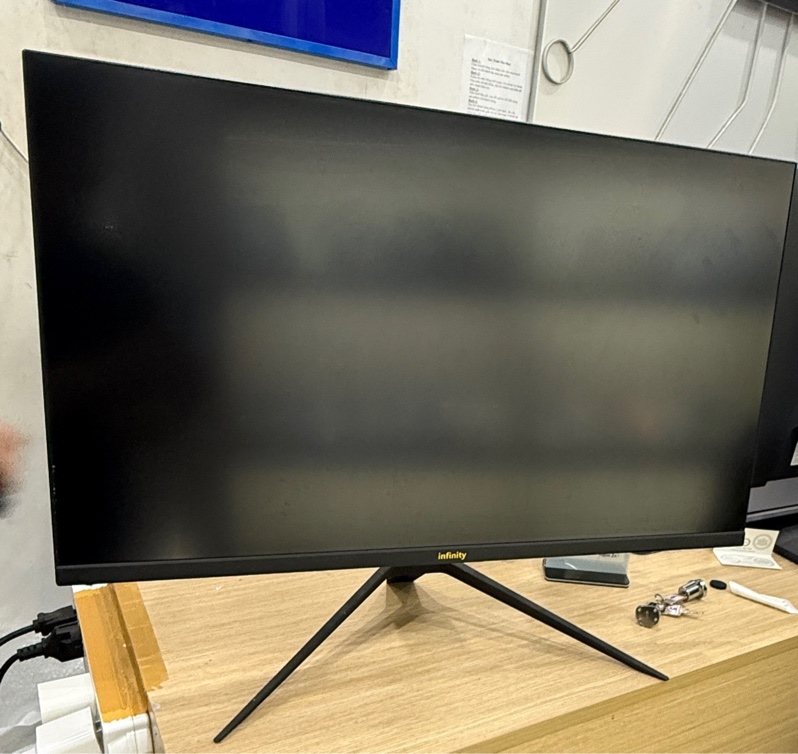 Màn hình Infinity Sniper Pro 27inch - 165HZ - Màu đen - Ngoại hình: 98% - Màn ám hồng viền - Kèm nguồn