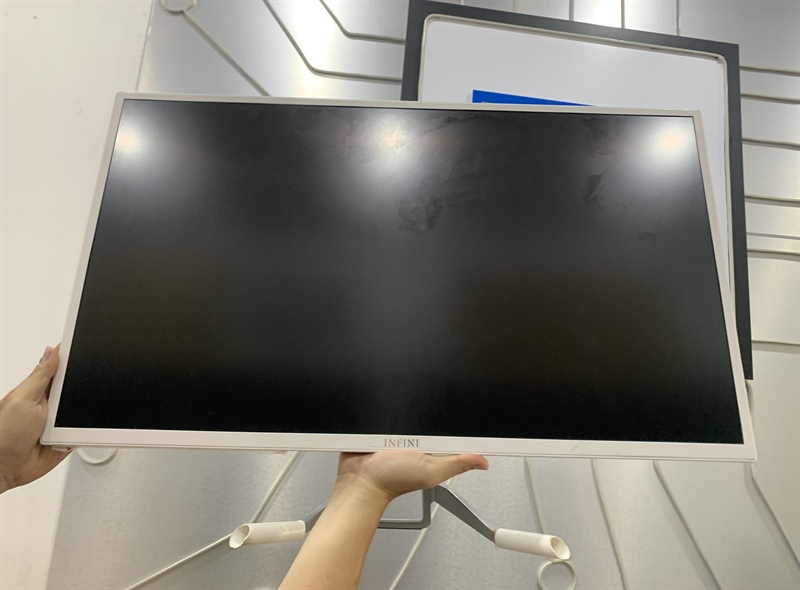 Màn hình LCD 32 inch Real UG 329 - FHD 144Hz 1ms Freesync Gaming - 32 inch - Màu Trắng - Ngoại hình 98% - Kèm dây nguồn - màn viền tối nhẹ