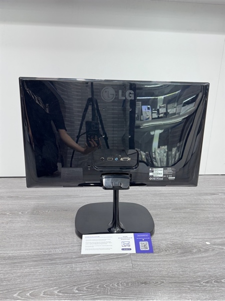 Màn hình LG 23MP67HQ-Q - 23inch - FHD - Màu đen - Ngoại hình 98% - Viền ám hồng, màn xước - Body, không nguồn 2
