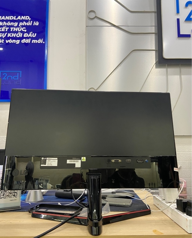 Màn hình LG 24MP59G-P - (fullhd/ips/75hz) - Màu đen - Ngoại hình: 97% - Màn ám hồng, màn ám vết dơ - Kèm nguồn