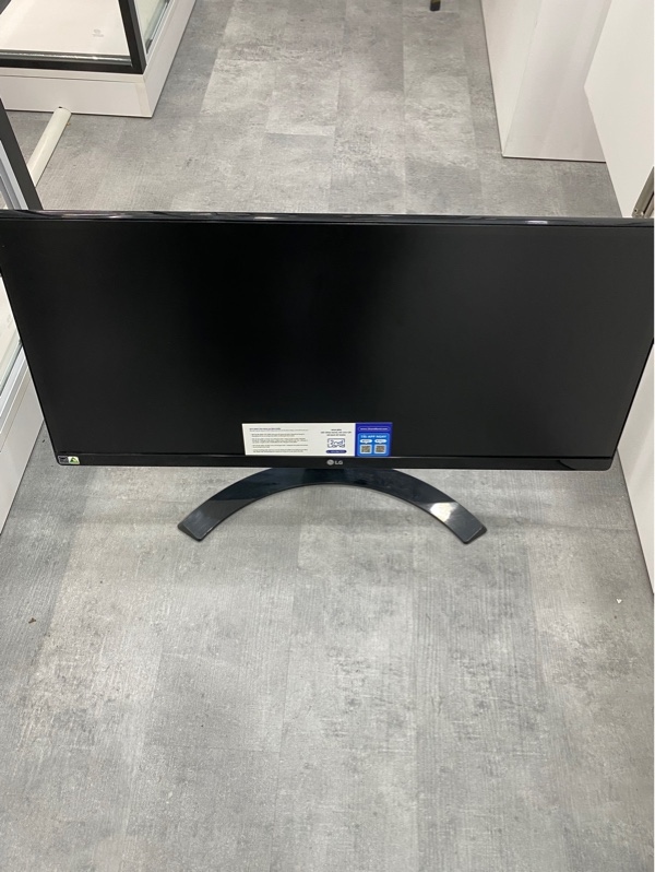Màn hình LG 29UM59 - 75HZ - Full HD - Màu đen - Ngoại hình: 97% - Màn ám vàng viền, hồng trong - Kèm Nguồn