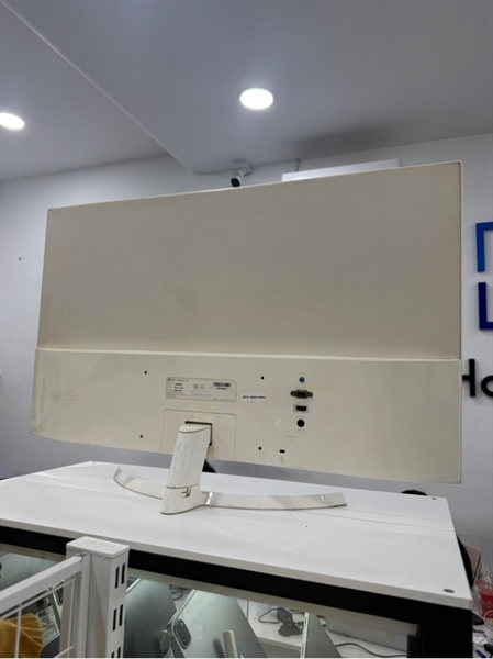 Màn hình LG 32MP58HQ - 32 inch - 60Hz - FHD - Màu trắng - Ngoại hình 97% - Màn hồng , chết pixel , vỏ ố vàng - Kèm nguồn , hdmi 1