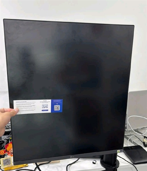 Màn hình LG DualUp 28MQ780 28 inch (2K/IPS/60Hz/5ms/USB-C/Loa) - Màu đen - Ngoại hình 97% - Kèm nguồn + Arm 2