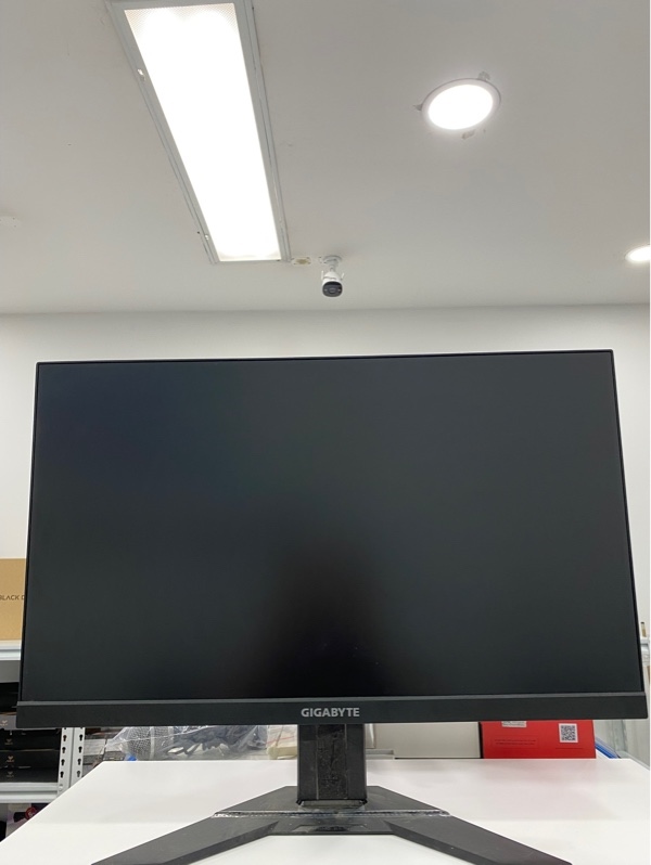 Màn hình máy tính Gigabyte G24F - 23.8 inch - 165HZ - Full HD - Màu đen - Ngoại hình: 97% - Màn ám hồng, bụi trong - Kèm sạc