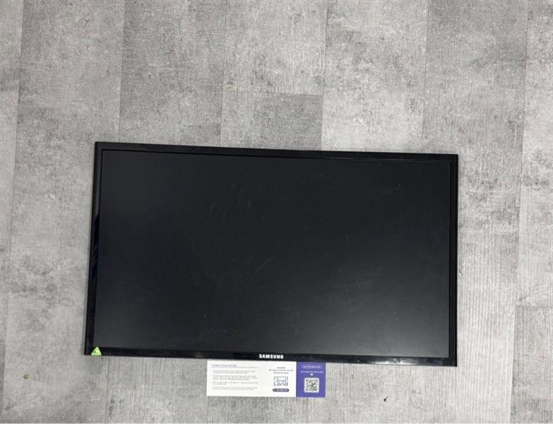 Màn hình máy tính Samsung LS24F350FHEXXV 23.6 inch/FHD/60Hz - Màu đen - Ngoại hình 97% - màn ám bụi - Kèm chân (khó gắn) + Nguồn + HDMI