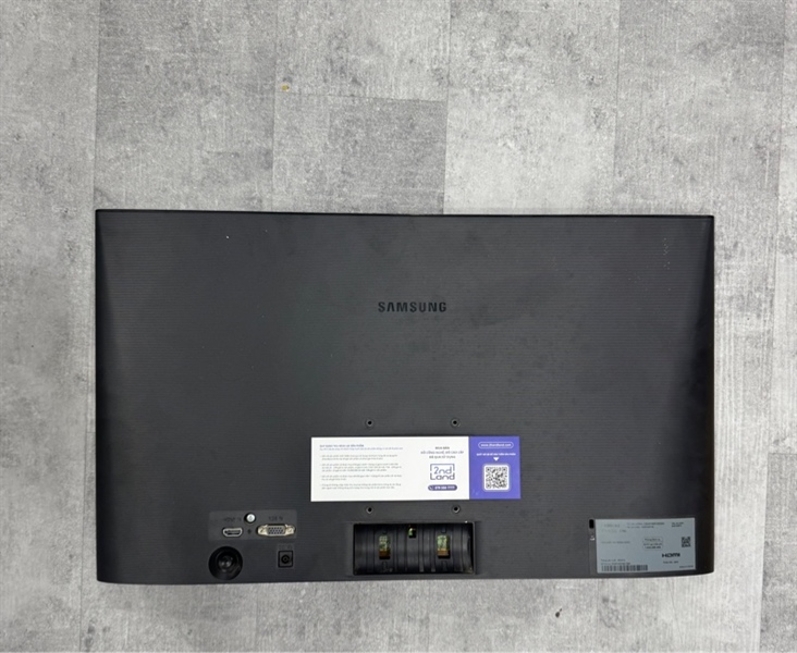 Màn hình máy tính Samsung LS24F350FHEXXV 23.6 inch/FHD/60Hz - Màu đen - Ngoại hình 97% - màn ám bụi - Kèm chân (khó gắn) + Nguồn + HDMI 1