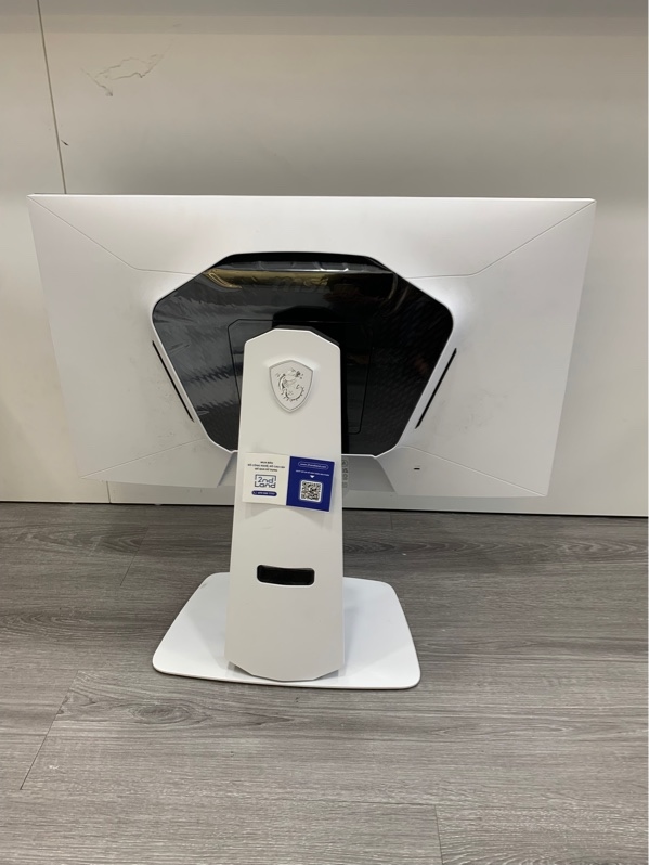 Màn hình MSI MPG 274URDFW E16M - Màu trắng - Ngoại hình: 97% - Màn ám vàng hồng, ố vàng - Fullbox