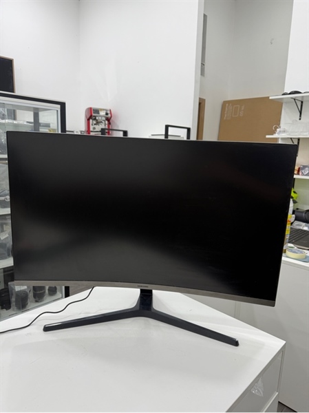 Màn hình Samsung LC32R500FHEXV - 32 inch - Màu đen - Ngoại hình 98% - hồng viền dưới , tối viền nhẹ - Kèm nguồn , 1 chân đế