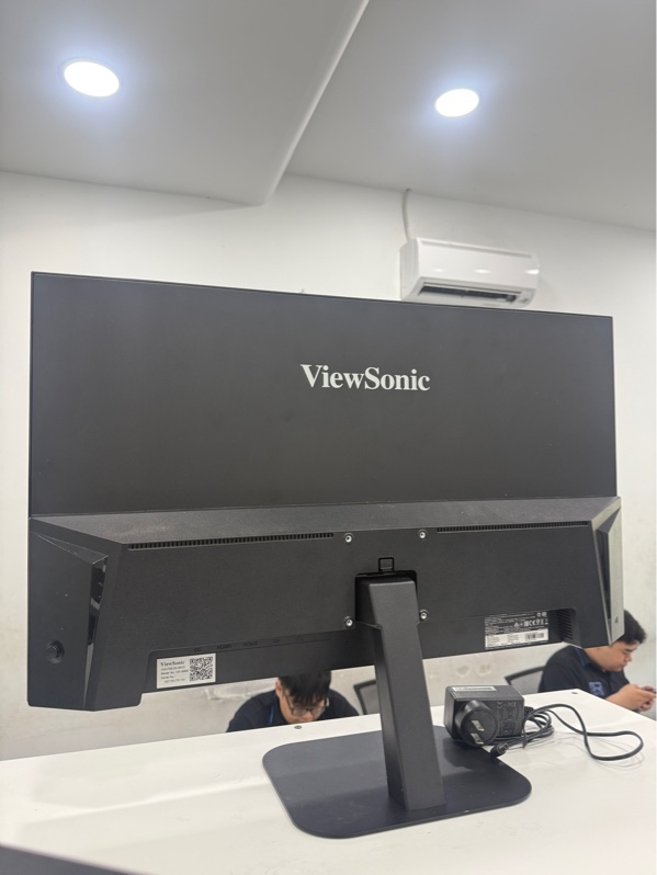 Màn hình ViewSonic VA2708 - 27 inch - 2k - 100HZ - Tốc độ phản hồi 1ms - Màu đen - Ngoại hình 98% - Màn trầy - FullBox - Còn BH đến 30/06/2028