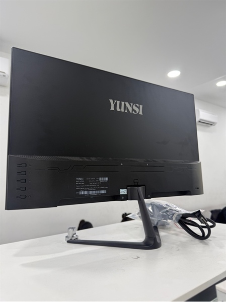 Màn hình Yunsi Y2450 - 24 inch - Full HD - 180Hz - Màu đen - Ngoại hình 98% - Màn ám xanh nhẹ - Kèm nguồn , HDMI 1