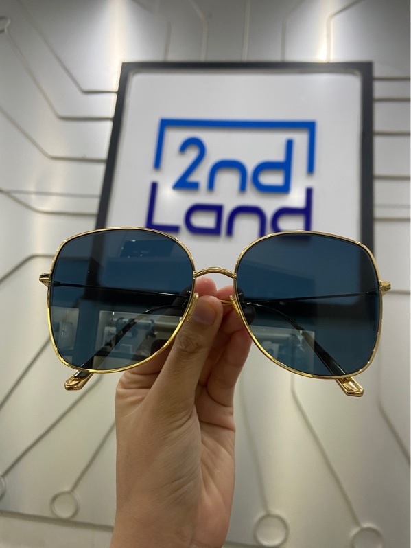 Mắt kính râm Dior Diorstellairebu A0B0 - Gọng vàng gold, tròng xanh dương đậm - Ngoại hình: 98% - Kèm túi